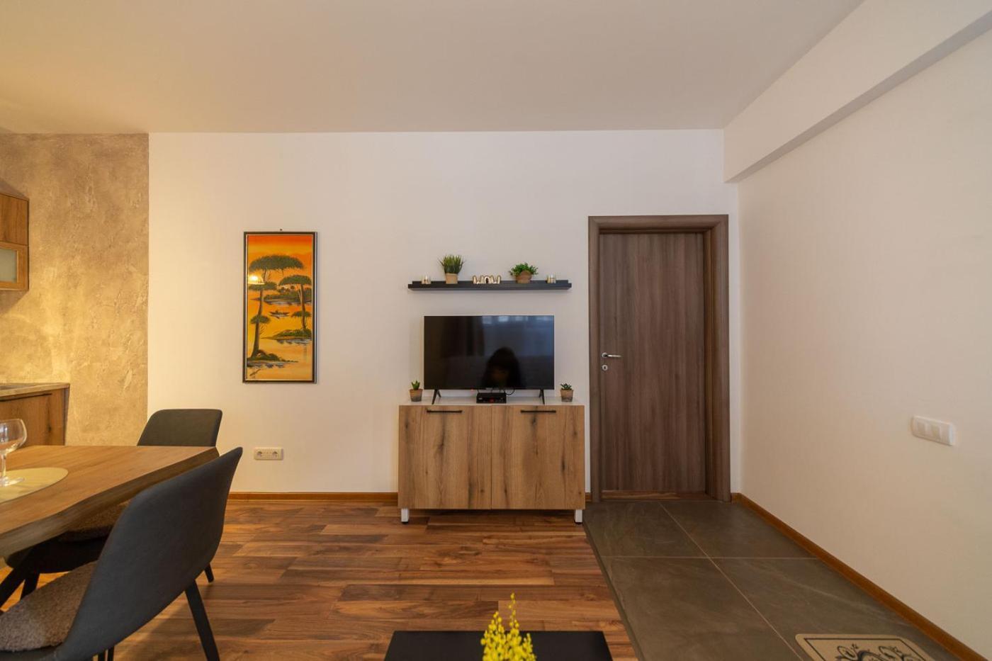 شقة Castelomi بودغوريتْسا المظهر الخارجي الصورة