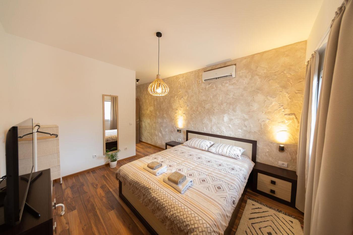 شقة Castelomi بودغوريتْسا المظهر الخارجي الصورة